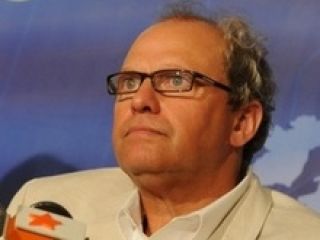 ���� ������� ����� ���������� � ��� �� ����, ��� ������� ���������� ������ 1998 ����