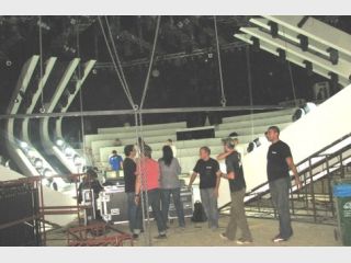 ������ ����� Live