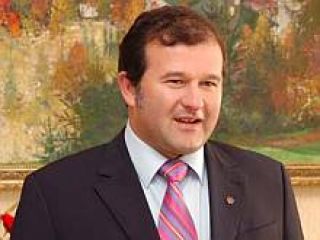 ������ ������� ����� �������� ����������� ����������� � ���������� ����������