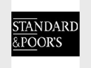 S&P ������ ������������ �������� ������� � ������ CreditWatch � 