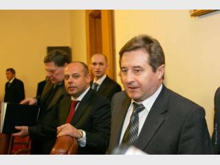 ����� ������� �������� ������ ���� ��������� �� ������������� �������