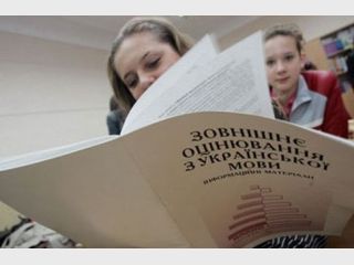 �� ������������ 700 �������� ��������� � �������