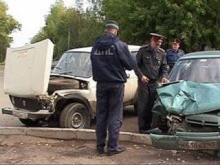 3 ���������� ������� � 2 ����������������� ��-�� ��� � �����