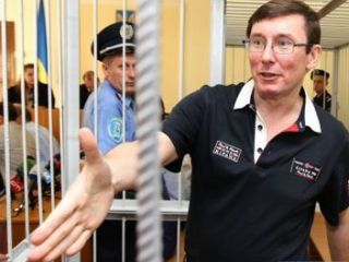 ������� � ���� ���������� �� 100 ��� � ������ �������