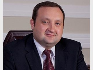 ������ ���������� ������ �� 9 ������� ������� �� 9,5%