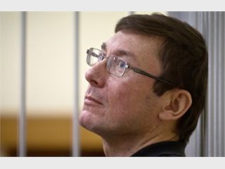 ������� ��������� ���������� ���� ������� � �������� ������� ����� ���������� 