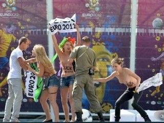    FEMEN    