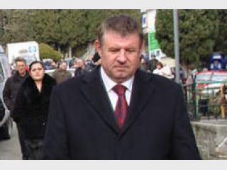 ���-���� ������ ����������� � ������� 2,7 �������� ������