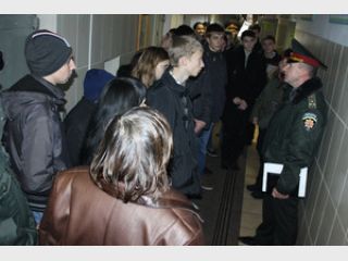 � ������� ����� 200 ���������������� ������ � ���� (����)