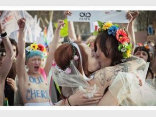 FEMEN ������������ ����������� ���������� ����������� ���-������ (����)